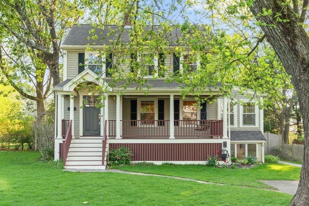 62 Harding Road, Lexington, MA 02420