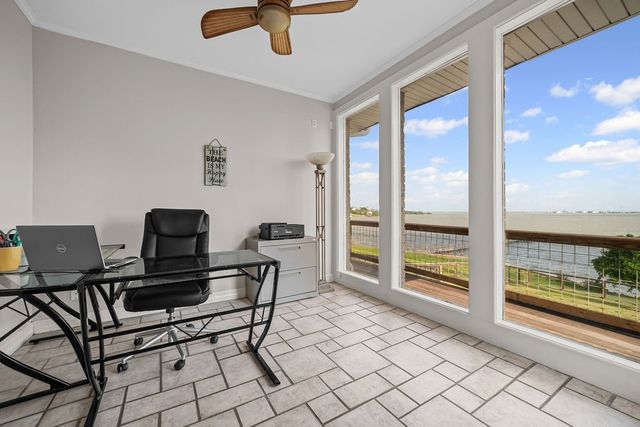 912 Waterview, Portland, TX 78374