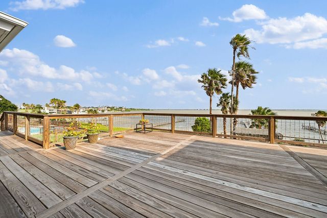 912 Waterview, Portland, TX 78374