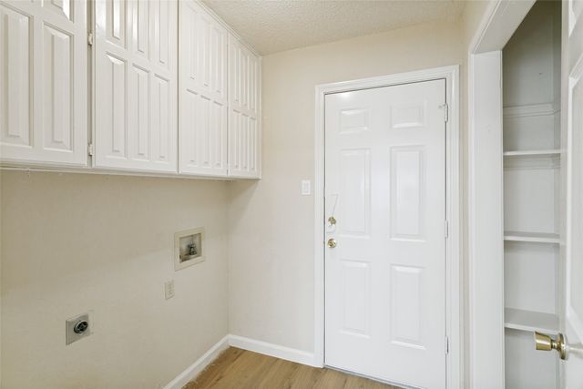 7604 Blossom Drive, Fort Worth, TX 76133