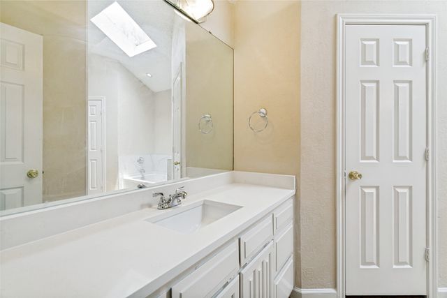 7604 Blossom Drive, Fort Worth, TX 76133