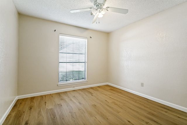 7604 Blossom Drive, Fort Worth, TX 76133