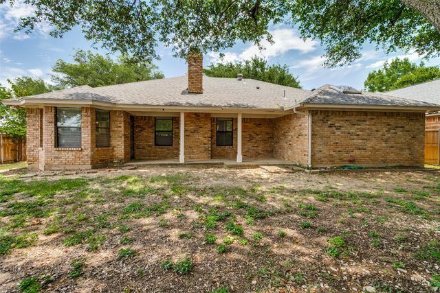 7604 Blossom Drive, Fort Worth, TX 76133