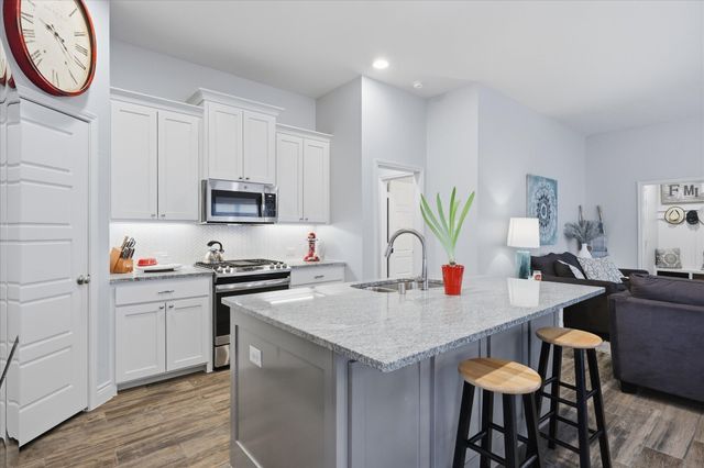 2122 Winsbury Way, Forney, TX 75126