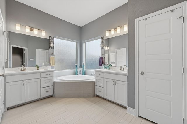 2122 Winsbury Way, Forney, TX 75126