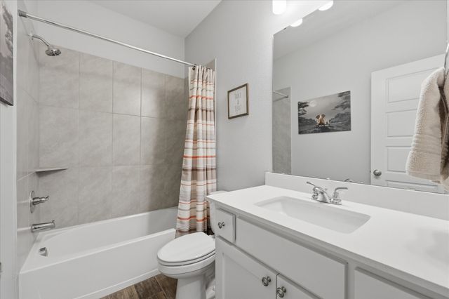 2122 Winsbury Way, Forney, TX 75126