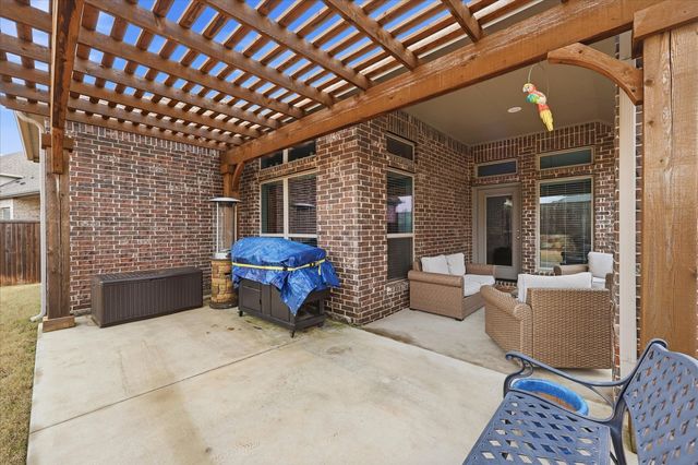 2122 Winsbury Way, Forney, TX 75126