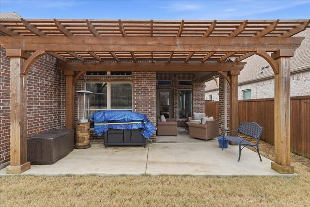 2122 Winsbury Way, Forney, TX 75126
