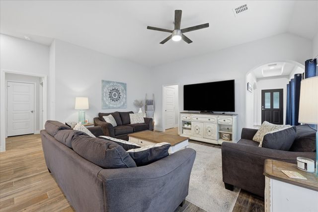 2122 Winsbury Way, Forney, TX 75126