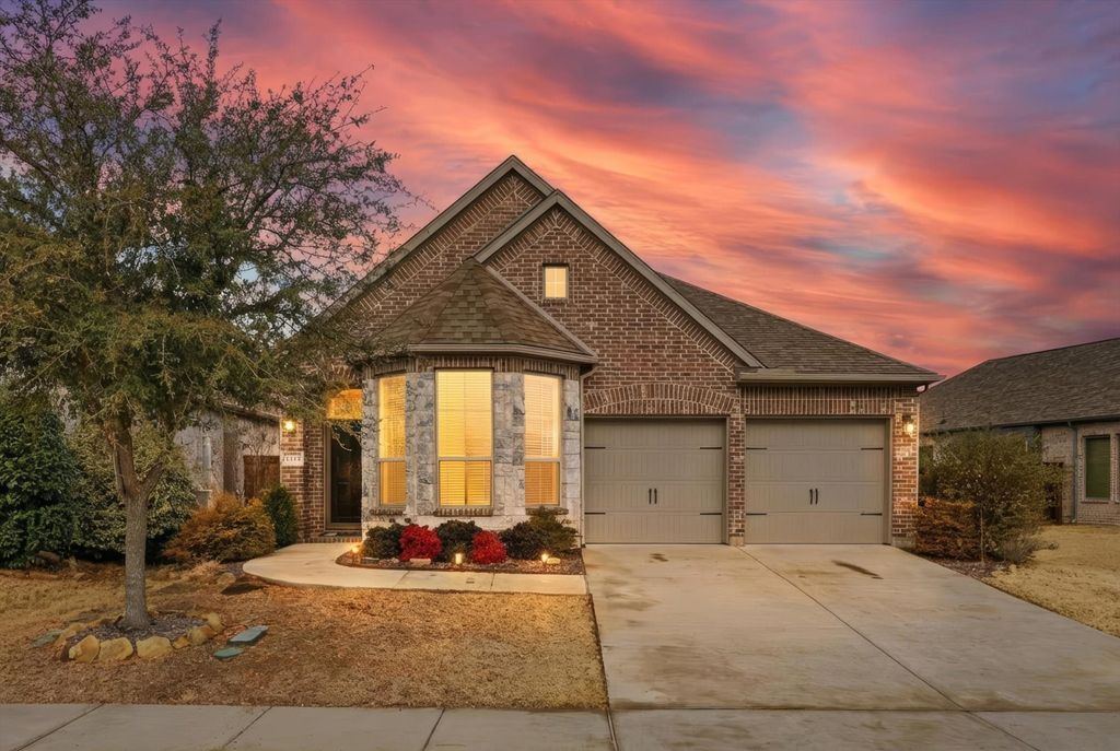 2122 Winsbury Way, Forney, TX 75126