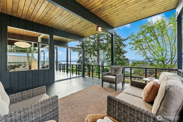 1814 Starling Street, Steilacoom, WA 98388