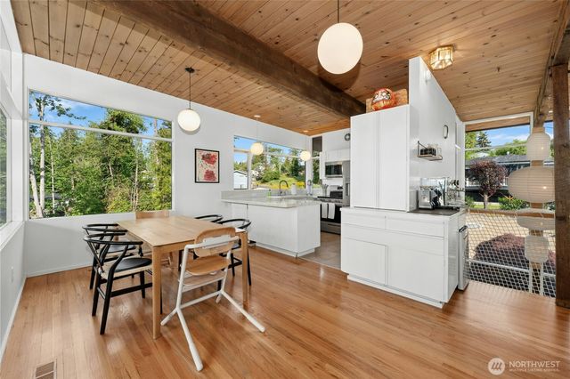 1814 Starling Street, Steilacoom, WA 98388