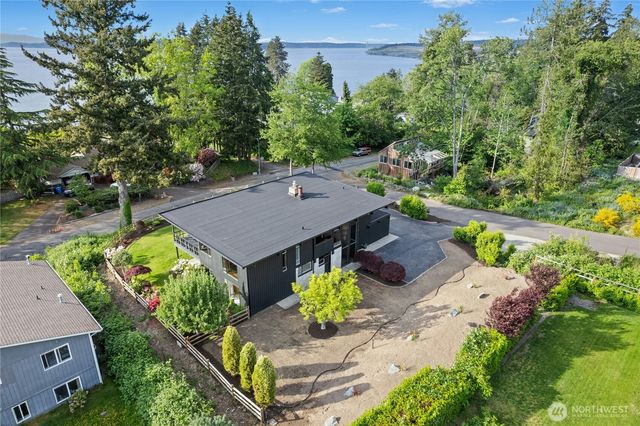 1814 Starling Street, Steilacoom, WA 98388