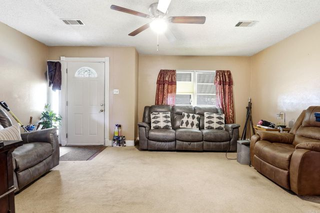 35 Neal Place, North Little Rock, AR 72117