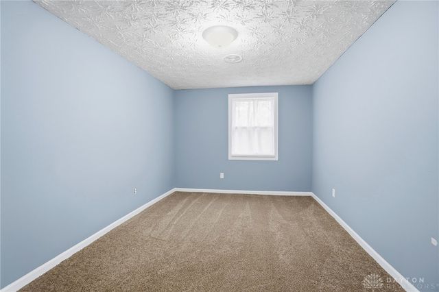 5353 Little Richmond Road, Dayton, OH 45426