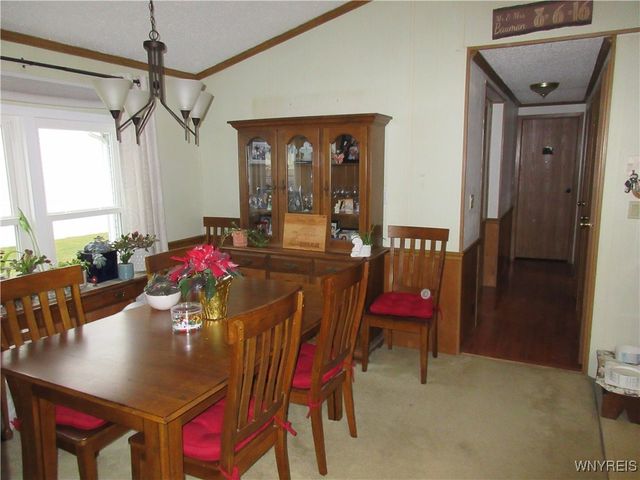 69 South Eaglecrest Drive, Hamburg, NY 14075