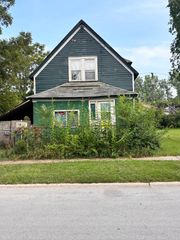 549 E 155th Street, Phoenix, IL 60426
