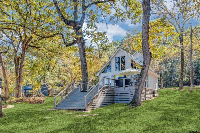 109 Barker Creek, Scroggins, TX 75480