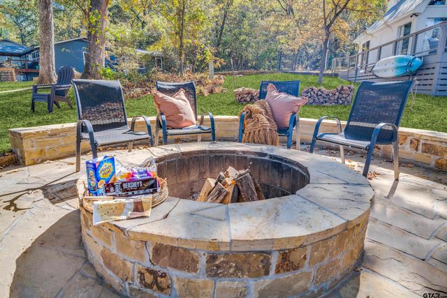 109 Barker Creek, Scroggins, TX 75480