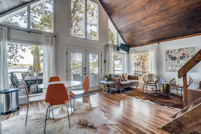 109 Barker Creek, Scroggins, TX 75480