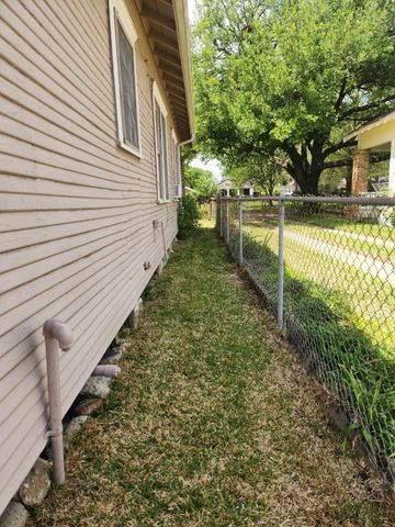 4008 Norhill Boulevard, Houston, TX 77009