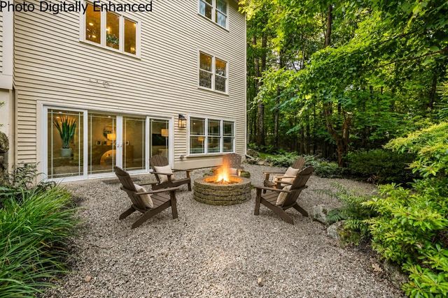4 Newfane Road, Bedford, NH 03110