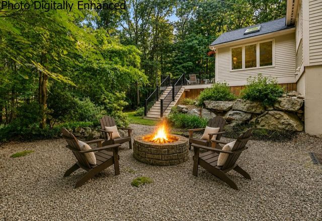 4 Newfane Road, Bedford, NH 03110