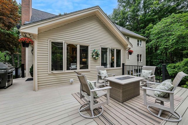 4 Newfane Road, Bedford, NH 03110
