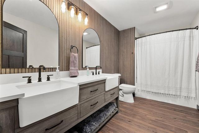 6442 Burr Oak Lane, Eau Claire, WI 54703
