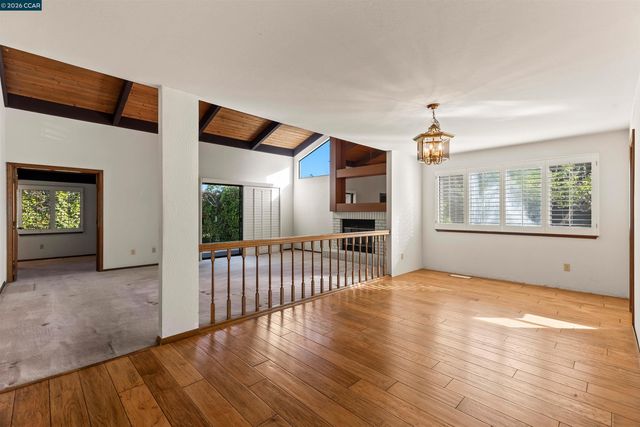 1097 Camino Verde Cir, Walnut Creek, CA 94597