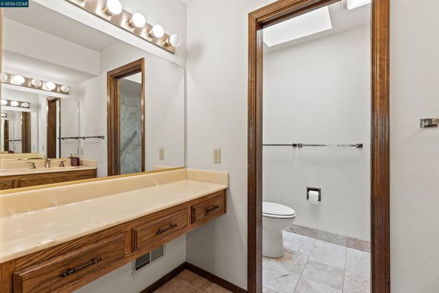 1097 Camino Verde Cir, Walnut Creek, CA 94597