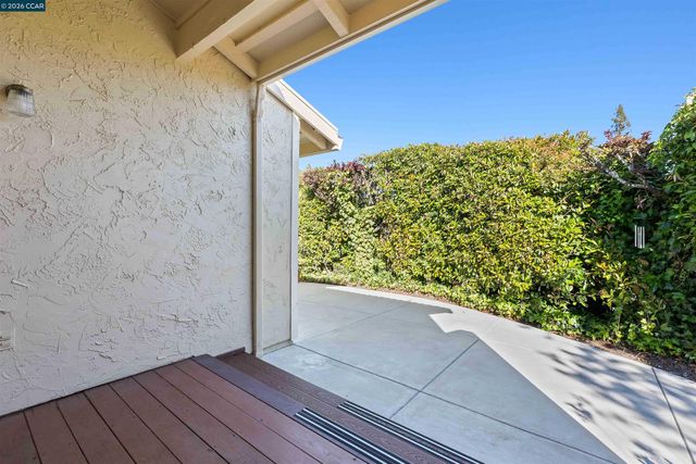 1097 Camino Verde Cir, Walnut Creek, CA 94597