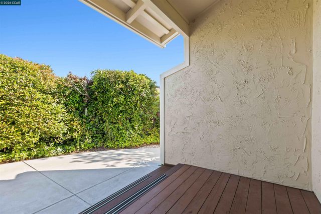 1097 Camino Verde Cir, Walnut Creek, CA 94597