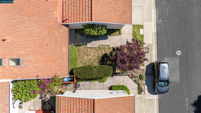 1097 Camino Verde Cir, Walnut Creek, CA 94597