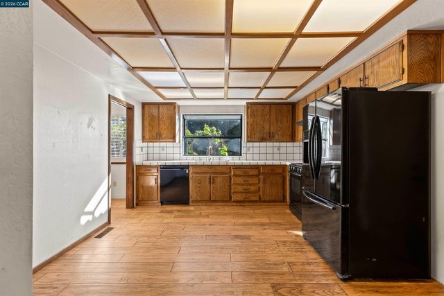 1097 Camino Verde Cir, Walnut Creek, CA 94597