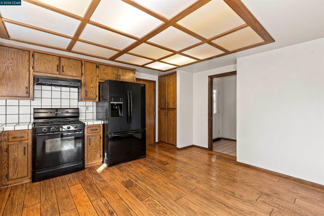 1097 Camino Verde Cir, Walnut Creek, CA 94597