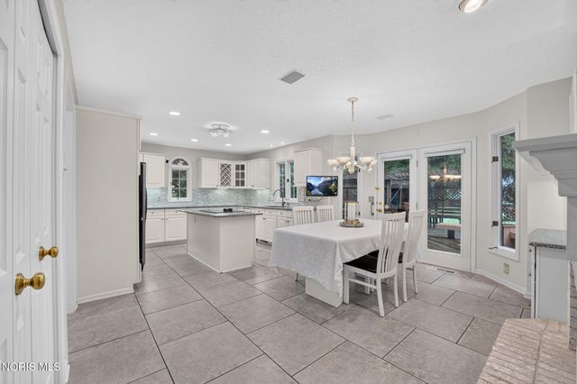 2846 Belle Glade Drive, Toledo, OH 43617