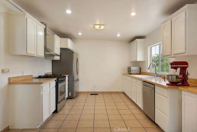 4019 Barrett Road, Los Angeles, CA 90032
