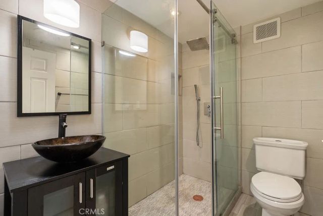 4019 Barrett Road, Los Angeles, CA 90032