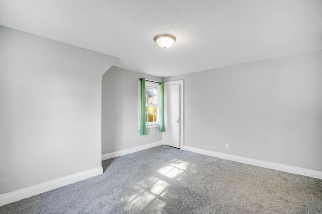 235 Arden Street, Waterloo, IA 50701