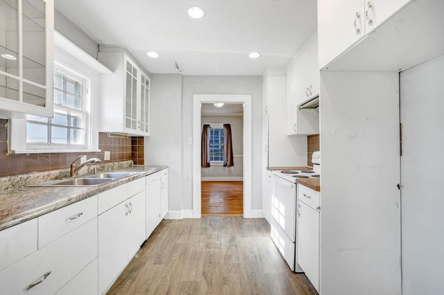 235 Arden Street, Waterloo, IA 50701