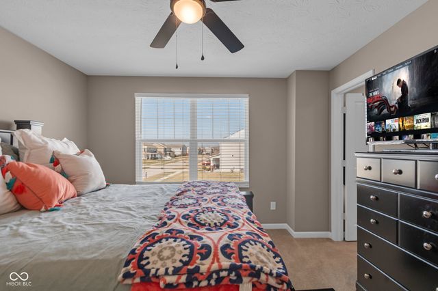 1381 Avocet Drive, Greenwood, IN 46143