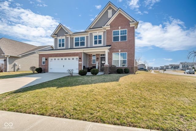 1381 Avocet Drive, Greenwood, IN 46143