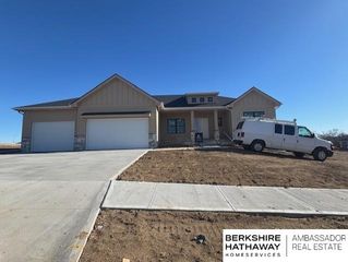 11361 S 185th Avenue, Gretna, NE 68028