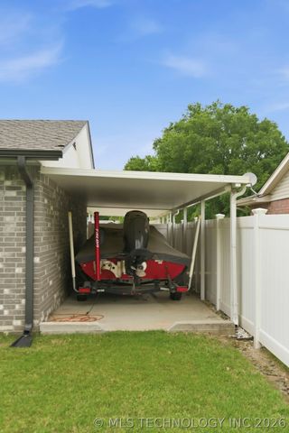 578 E 138th Place, Glenpool, OK 74033
