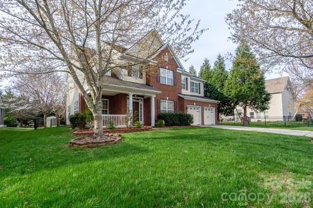 10123 Newtonmore Drive, Charlotte, NC 28278