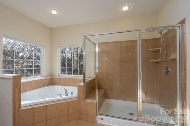 10123 Newtonmore Drive, Charlotte, NC 28278