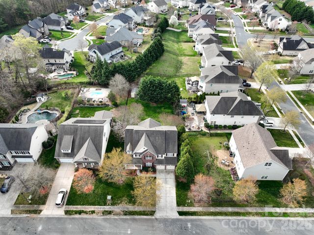 10123 Newtonmore Drive, Charlotte, NC 28278