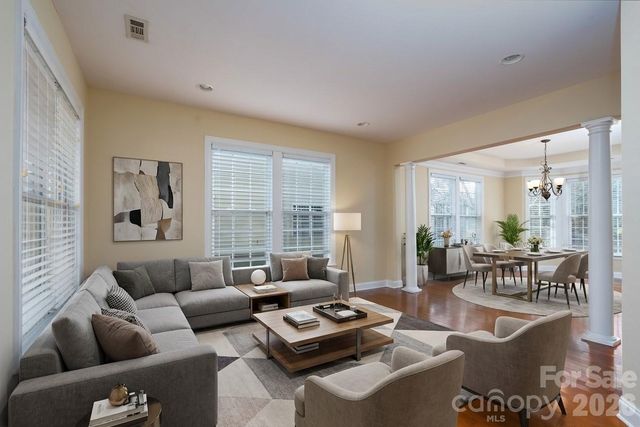 10123 Newtonmore Drive, Charlotte, NC 28278