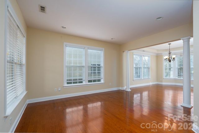 10123 Newtonmore Drive, Charlotte, NC 28278